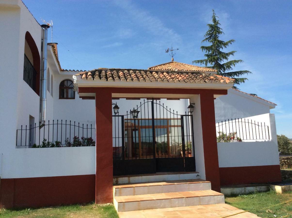 Santa Marta Complejo Rural Con Pista De Padel Casa de hóspedes Archidona Exterior foto